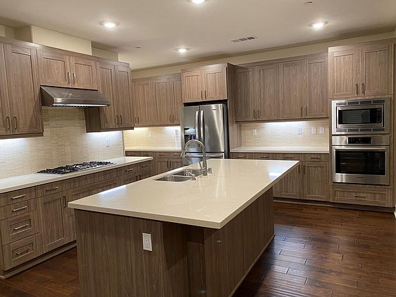 3rd image of 6658 Solterra Vista Pkwy