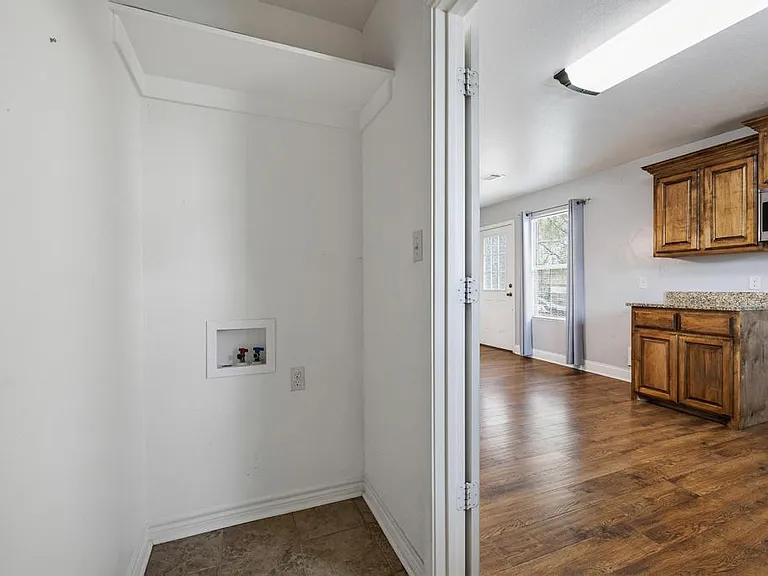 119 N Andrews Ave — Photo 8
