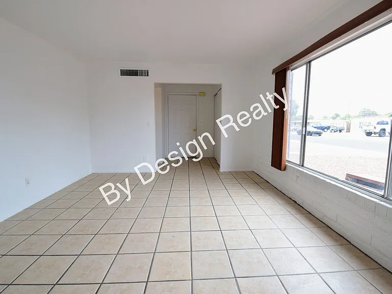 6722 E 45th St — Photo 5