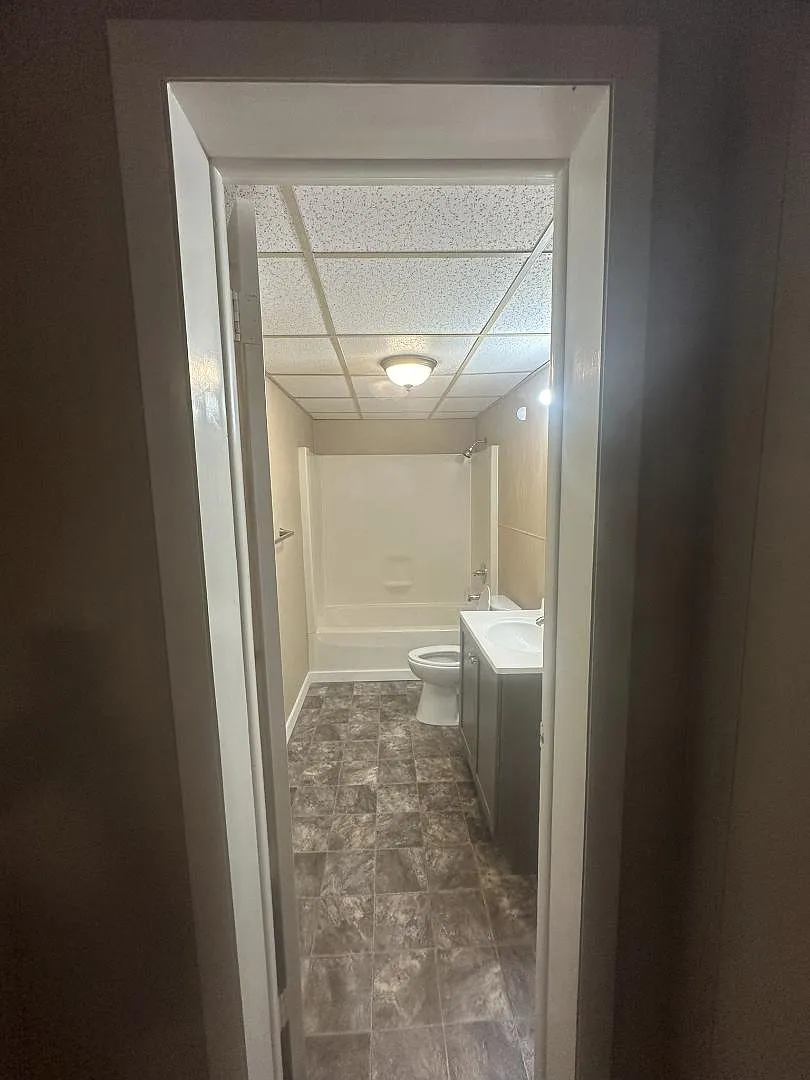 1449 Maple Ave - Apt 3 — Photo 2