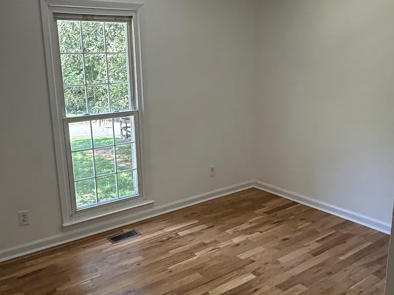 3276 Hickory Bluff Dr — Photo 12