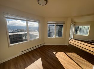 501 Highland Dr APT 202, Seattle, WA 98109