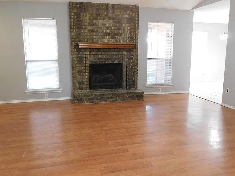 8232 Meadowbrook Dr — Photo 80