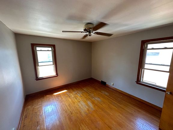 2nd image of 5309 W Greenfield Ave APT 4