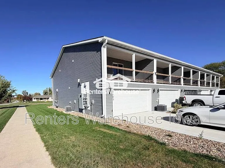 2103 Willis Ave — Photo 1