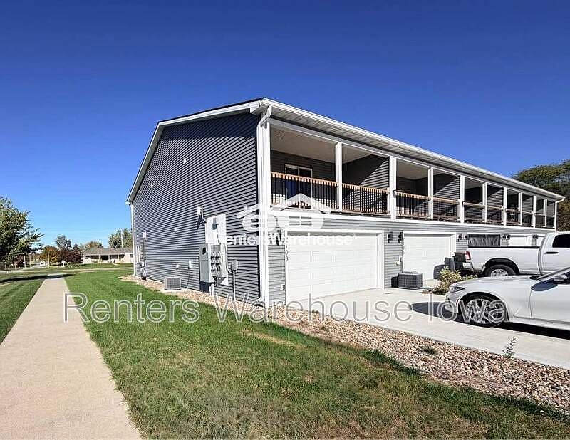 1st image of 2103 Willis Ave