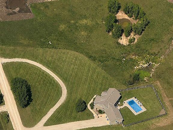 2nd image of 1100 SW Koch Ct