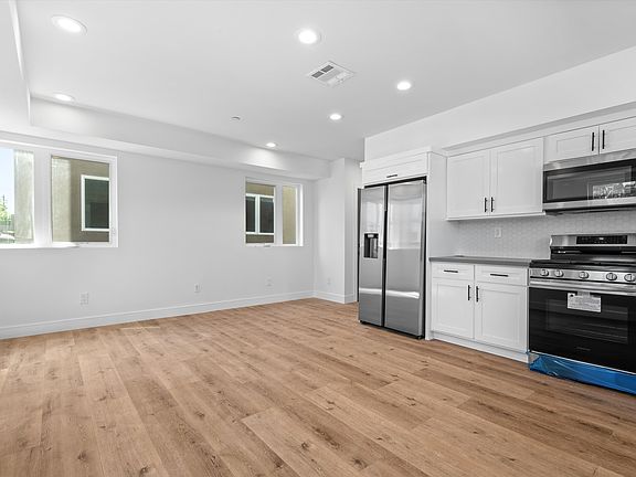 5th image of 309 N Union Ave #D