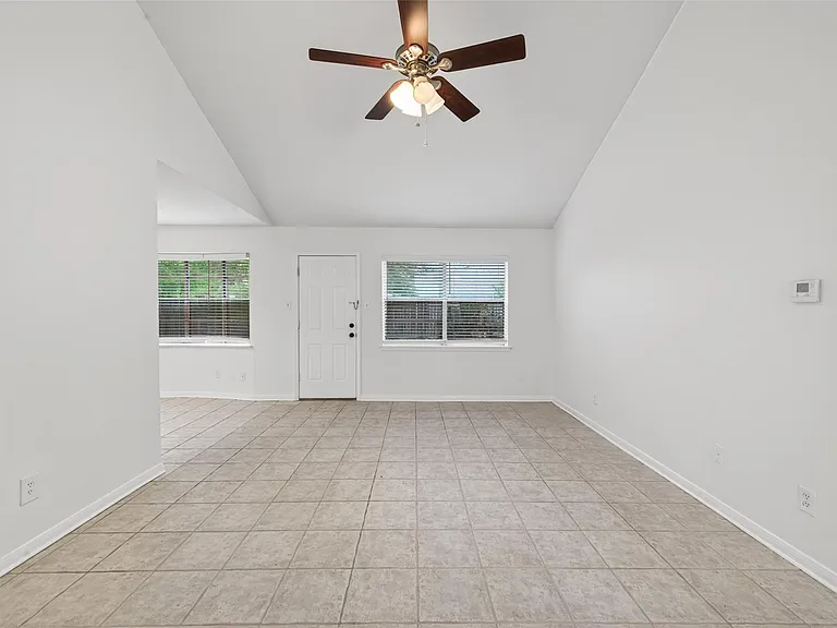 12818 Westella Dr — Photo 10