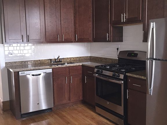 2nd image of 3637 S Paulina St