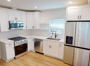 1305 Waterloo St #1305B, Los Angeles, CA 90026