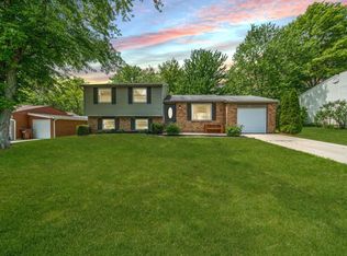 1165 Nature Run Rd, Batavia, OH 45103