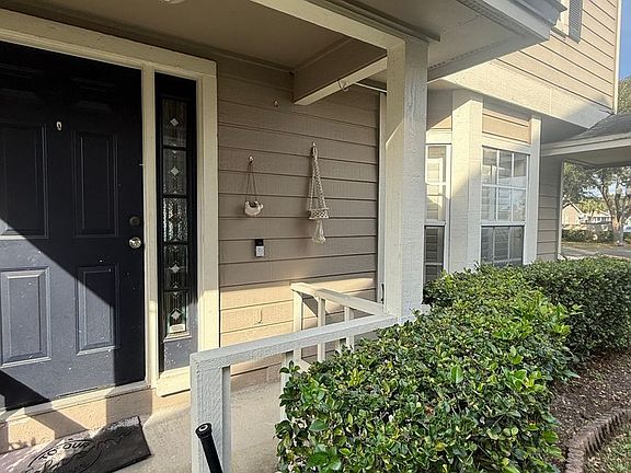 4th image of 12131 Bruceton Way