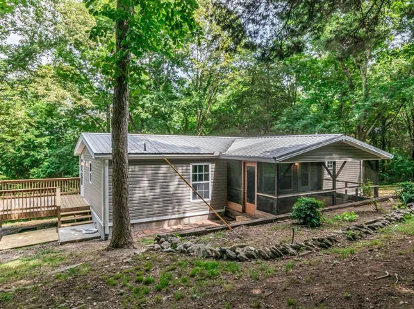 215 Grant Rd, Gordonsville, TN 38563
