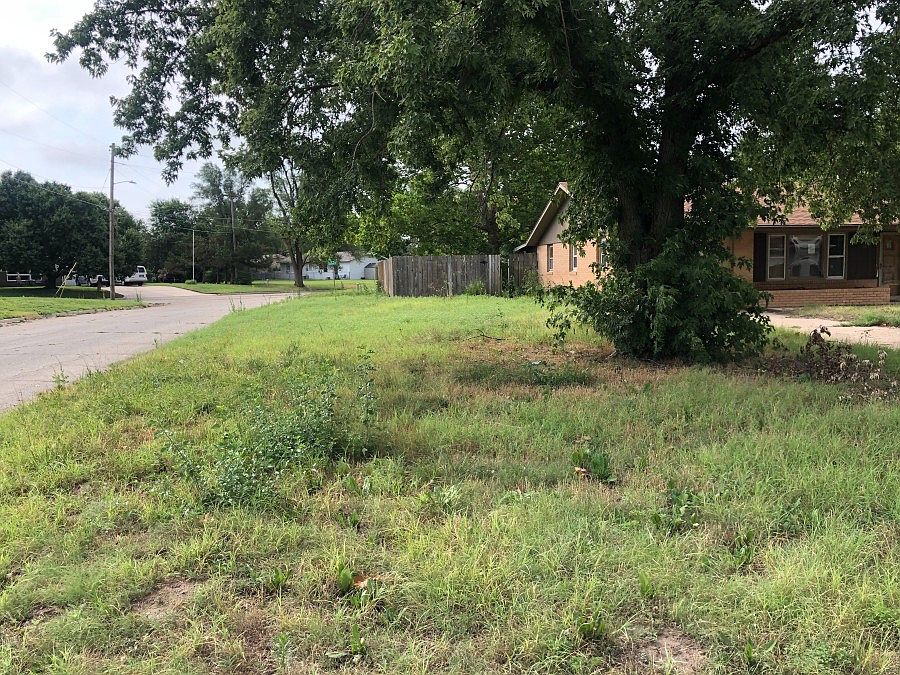 108 N Cheney St, Nickerson, KS 67561 Zillow