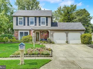 15 Mayville Ln, Marlton, NJ 08053