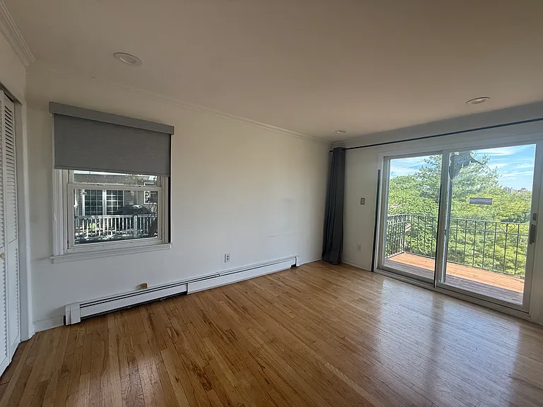 31 Hooks Ln — Photo 3