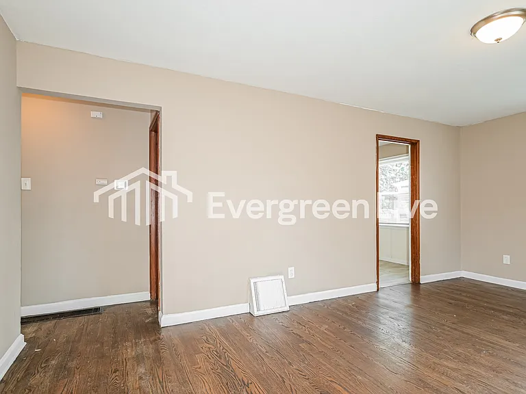 10409 Niblic Dr — Photo 7