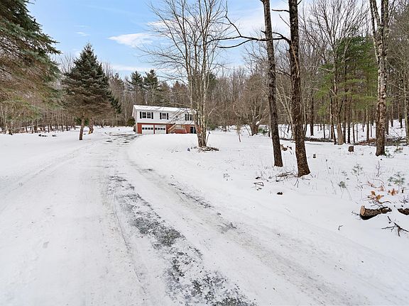 Road up to the private house