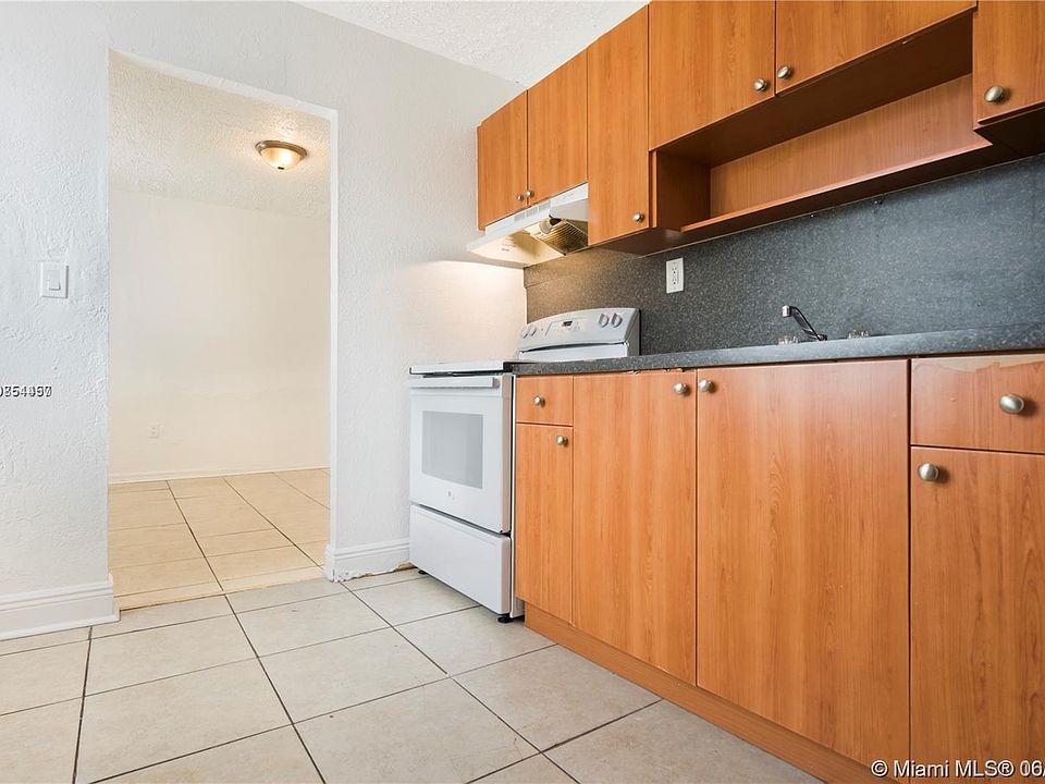 1st image of 50 NW 79th St APT 11