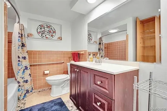 4753 Quarton Rd — Photo 43