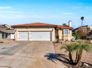 22196 Hoofbeat Way, Canyon Lake, CA 92587