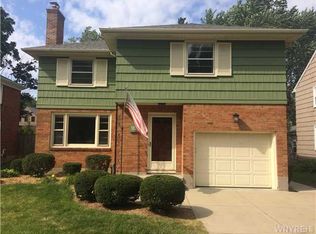 92 Saratoga Rd, Amherst, NY 14226