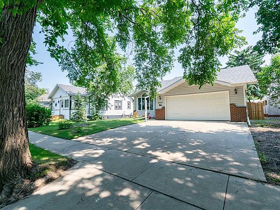 2nd image of 4907 W 53rd St