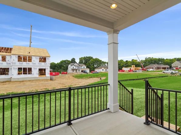 2855 Sky Crossing Dr, Dayton, OH 45434
