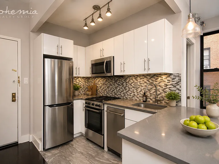 540 W 189th St #3A — Photo 3
