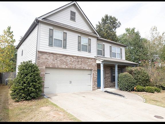 2nd image of 2662 Honeysuckle Dr