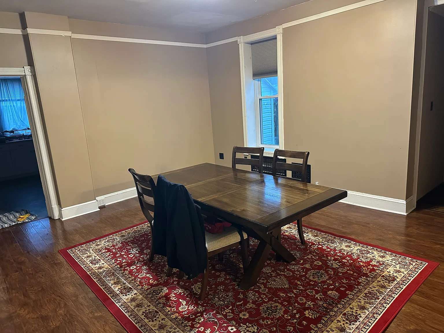 4 bed, 2976 sqft, $700 — Photo 4