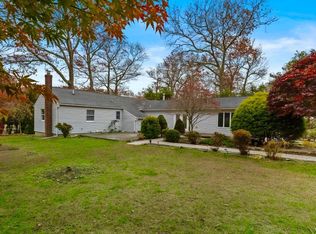 37 Pond Lane, Ridge, NY 11961