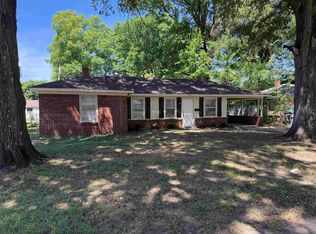 1257 S Perkins Rd, Memphis, TN 38117