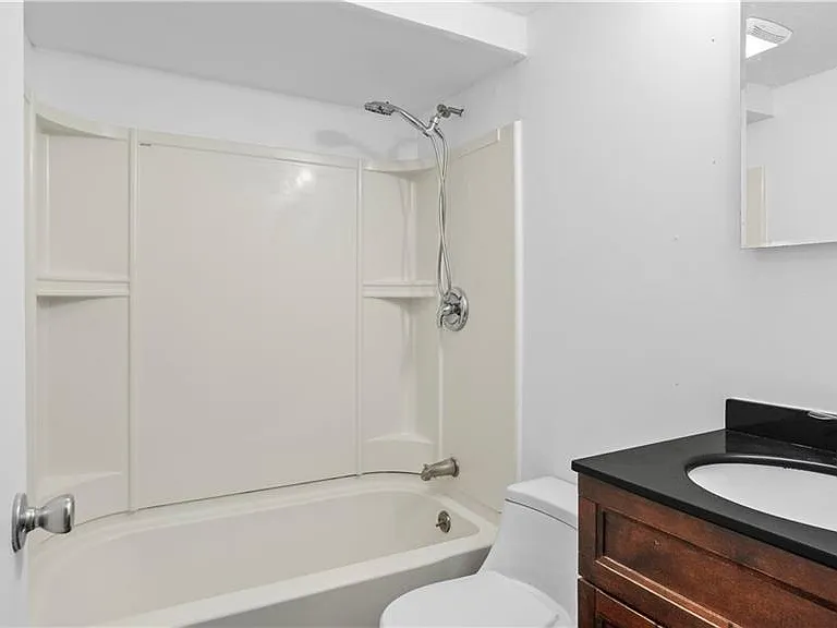 27 Gillen Ave #208A — Photo 8