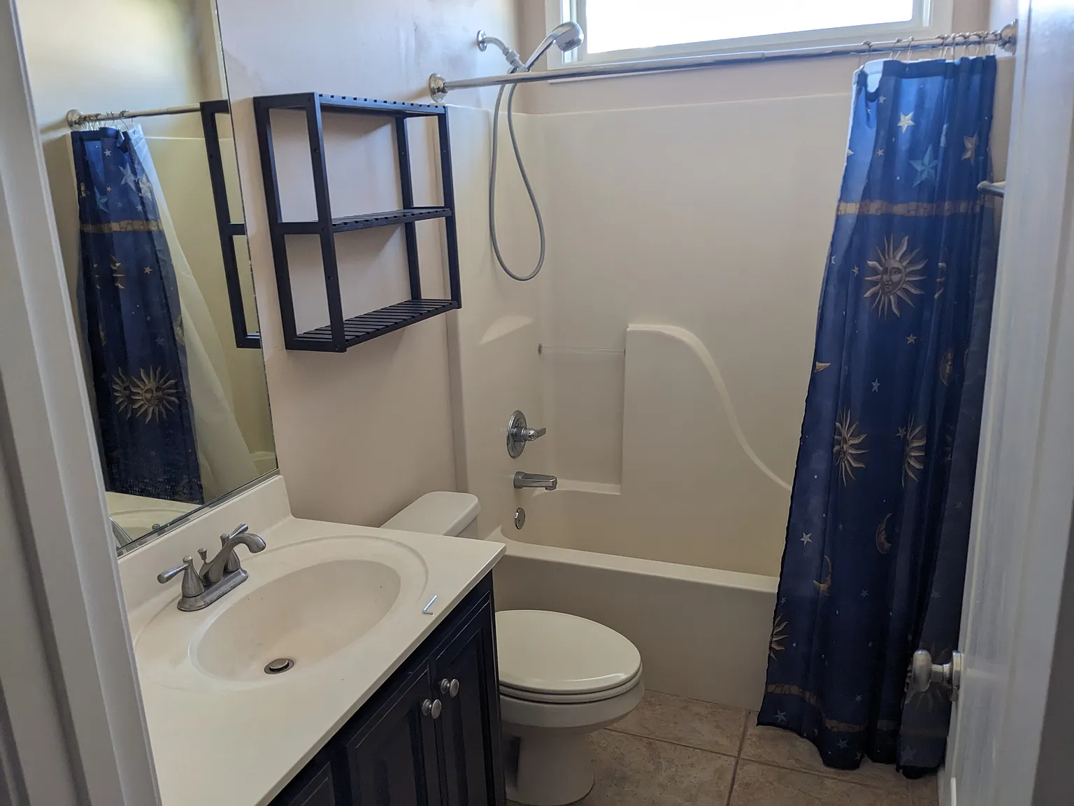 3 bed, 1844 sqft, $900 — Photo 4