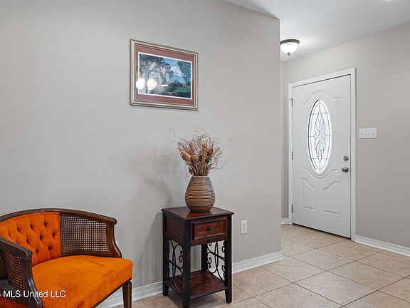 5th image of 2088 Scianna Ln