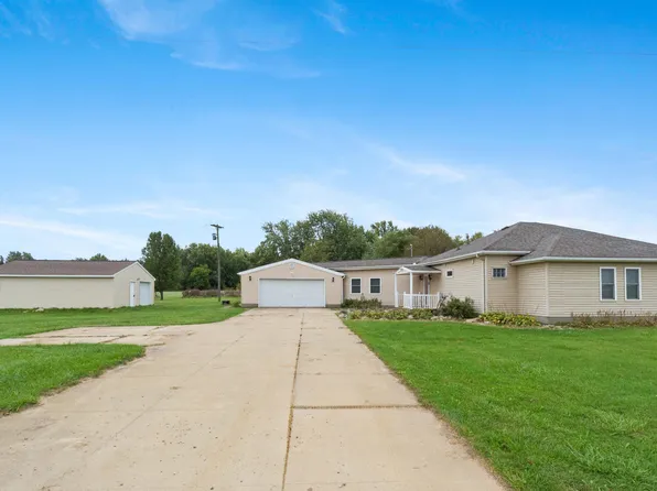 9611 Stony Point Hwy, Bellevue, MI 49021