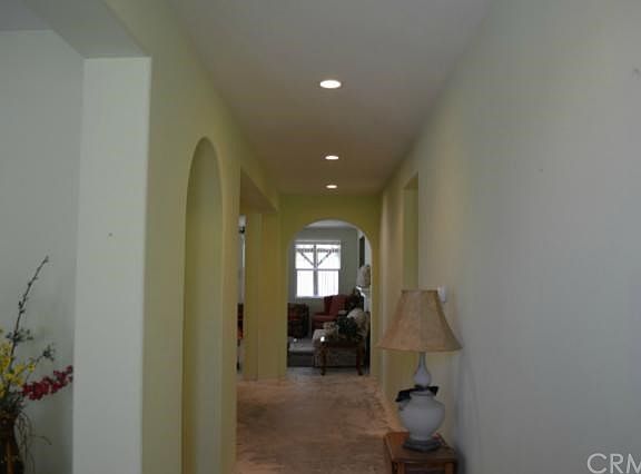 3rd image of 1070 Laurelhurst Hts
