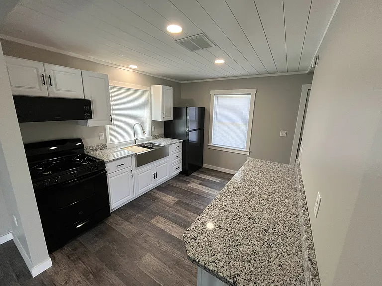 10770 N State Road 11 — Photo 4