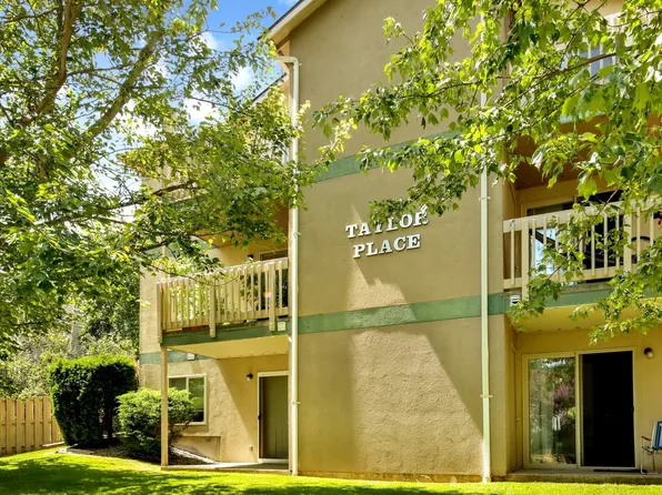 Taylor Place Apartments