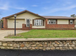 10 Deluca Rd, Milford, MA 01757
