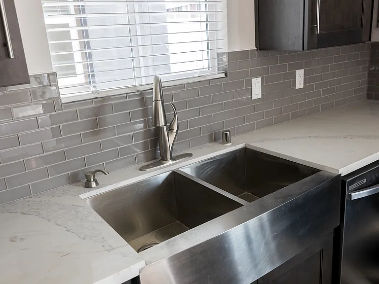 14416 Yukon Ave #C — Photo 2