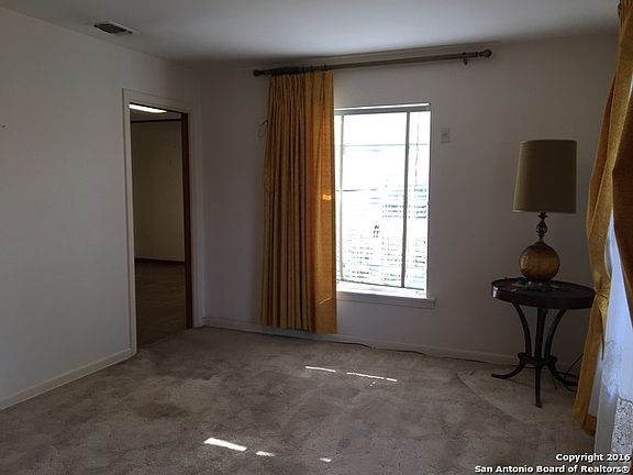 4th image of 302 W Academy St
