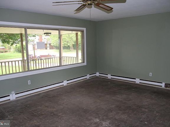 2nd image of 22 Kingapple Ln
