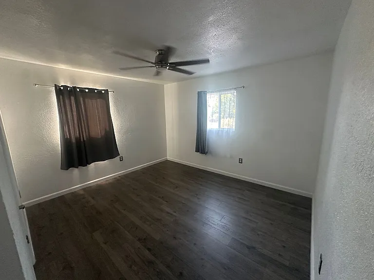 8117 Princess Jeanne Ave NE — Photo 6