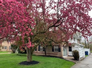 48 Park Lane Ct, Buffalo, NY 14221
