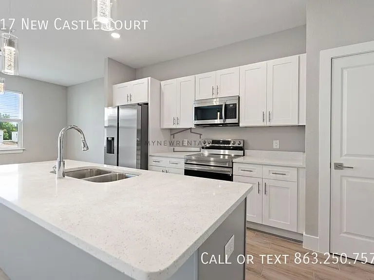 217 Newcastle Ct — Photo 19