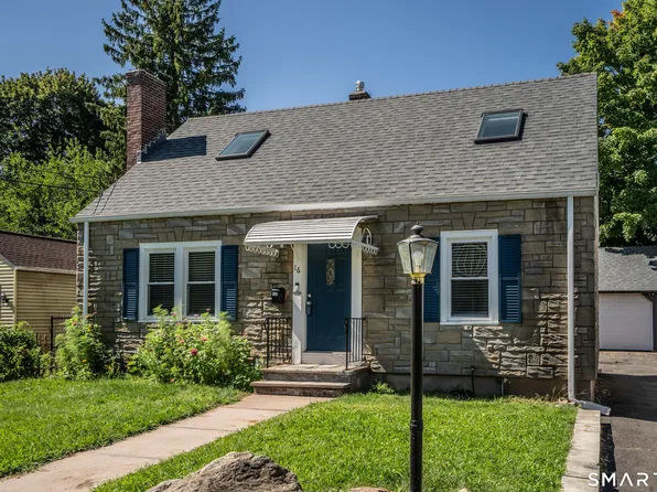 16 Ann St, Manchester, CT 06040