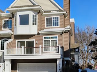 924 Trenton Ln N, Plymouth, MN 55441